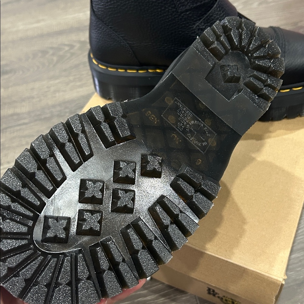 (Sold)Dr. Martens DEVON FLOWER BUCKLE MILLED NAPPA LEATHER PLATFORM BOOTS - Picture 8 of 9